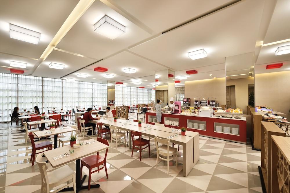 Genting Hotel Jurong Singapore Eksteriør billede